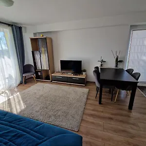 https://airplane-residence-1.bucharesthotelsnow.com